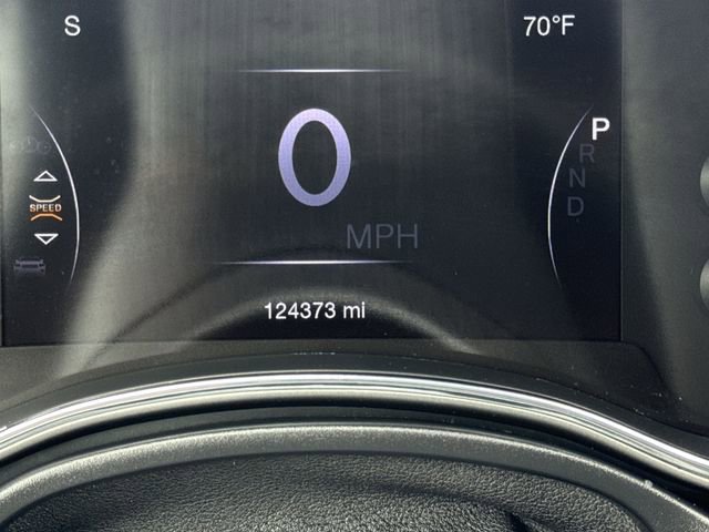 Used 2019 Jeep Grand Cherokee Limited AWD/4WD image 12