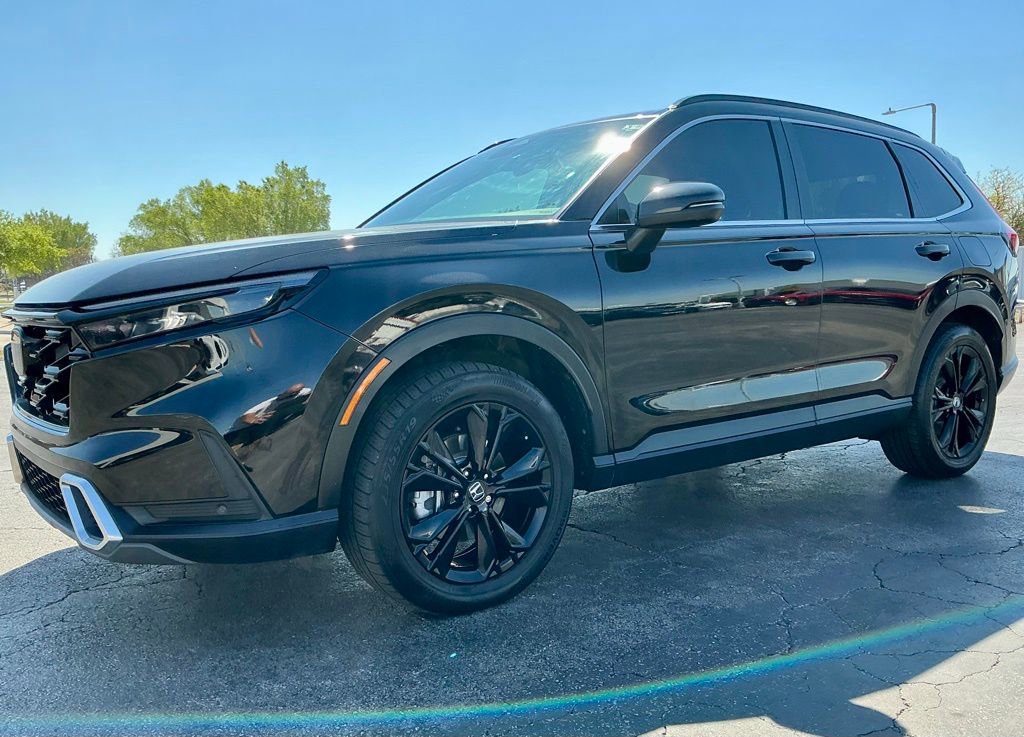 Used 2023 Honda CR-V Sport Touring image 6