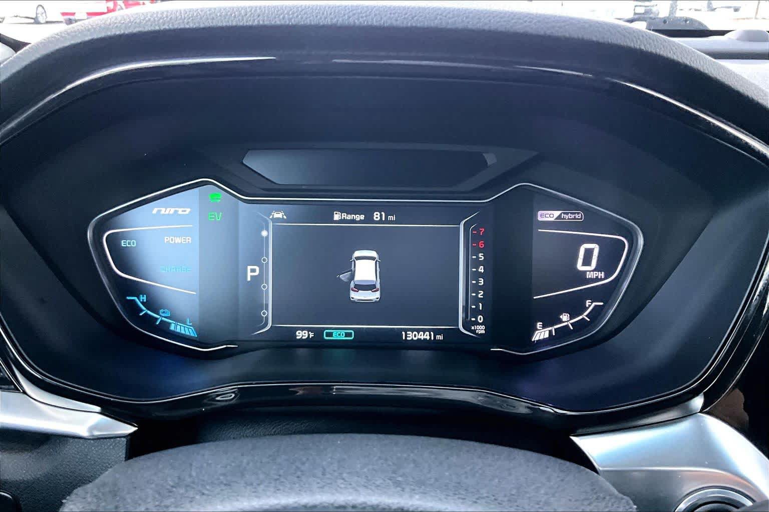 Used 2020 Kia Niro Touring FWD image 26