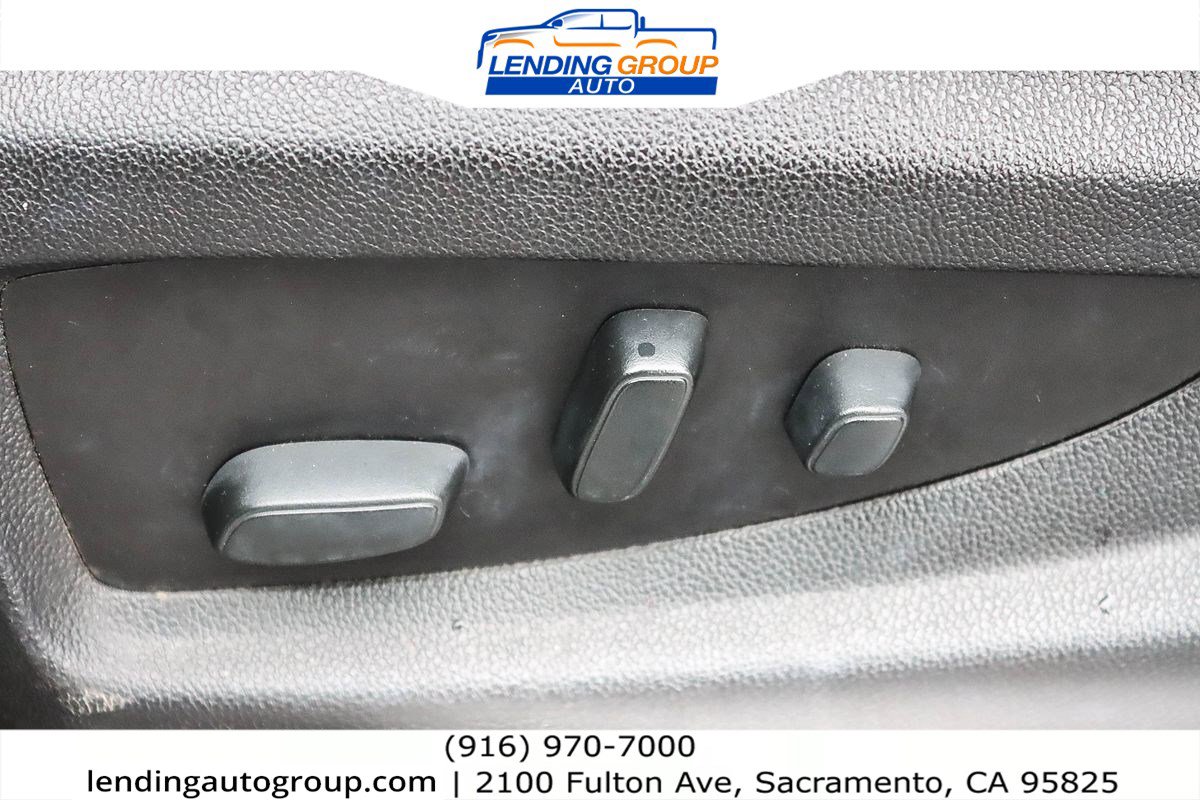 Used 2017 GMC Yukon SLE w/ Convenience Package image 20