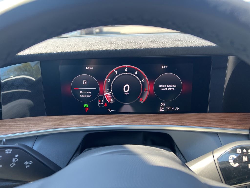 New 2026 Volkswagen Tiguan SEL R-Line image 16