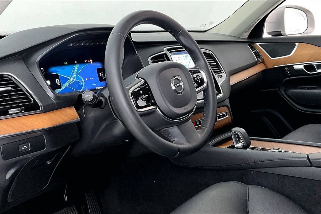 Certified 2024 Volvo XC90 B6 Plus AWD/4WD image 15