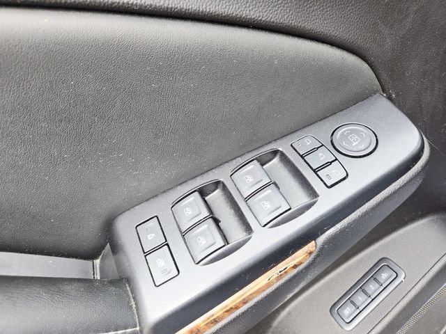 Used 2016 Chevrolet Tahoe LTZ AWD/4WD image 32