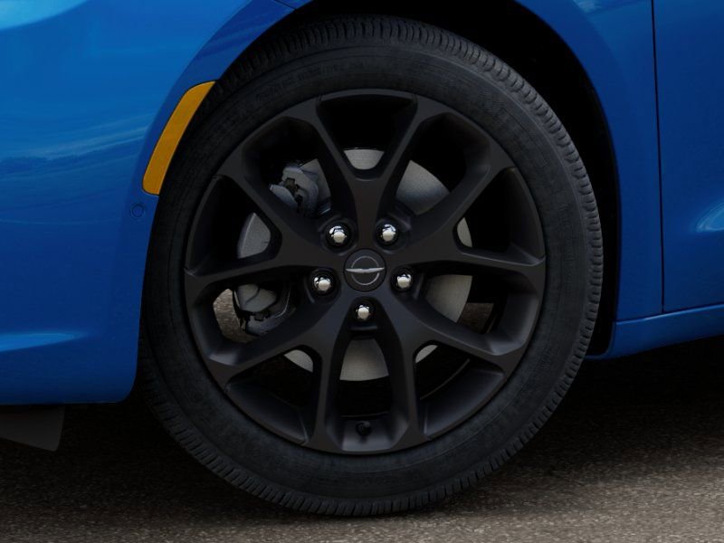 New 2026 Chrysler Pacifica Limited image 8