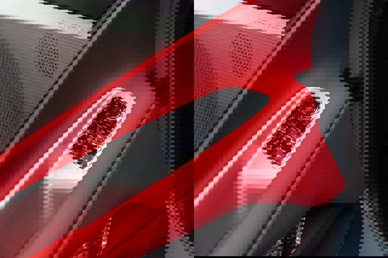 Used 2024 Chevrolet Corvette Z06 image 90