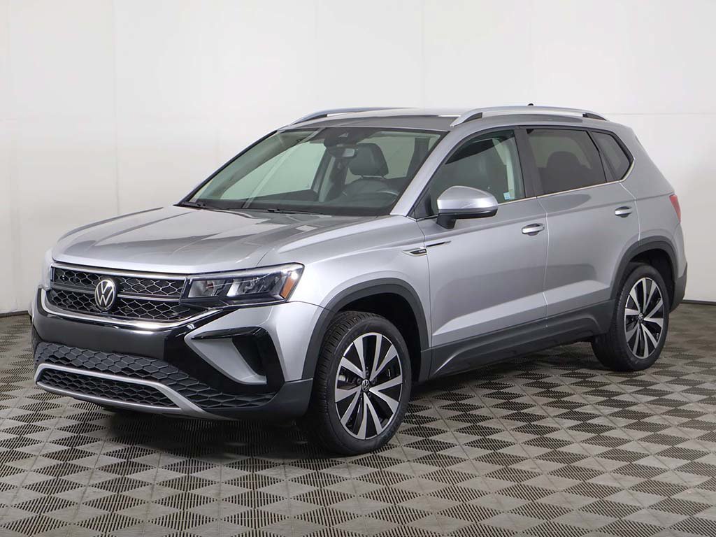 Used 2023 Volkswagen Taos SE FWD image 9