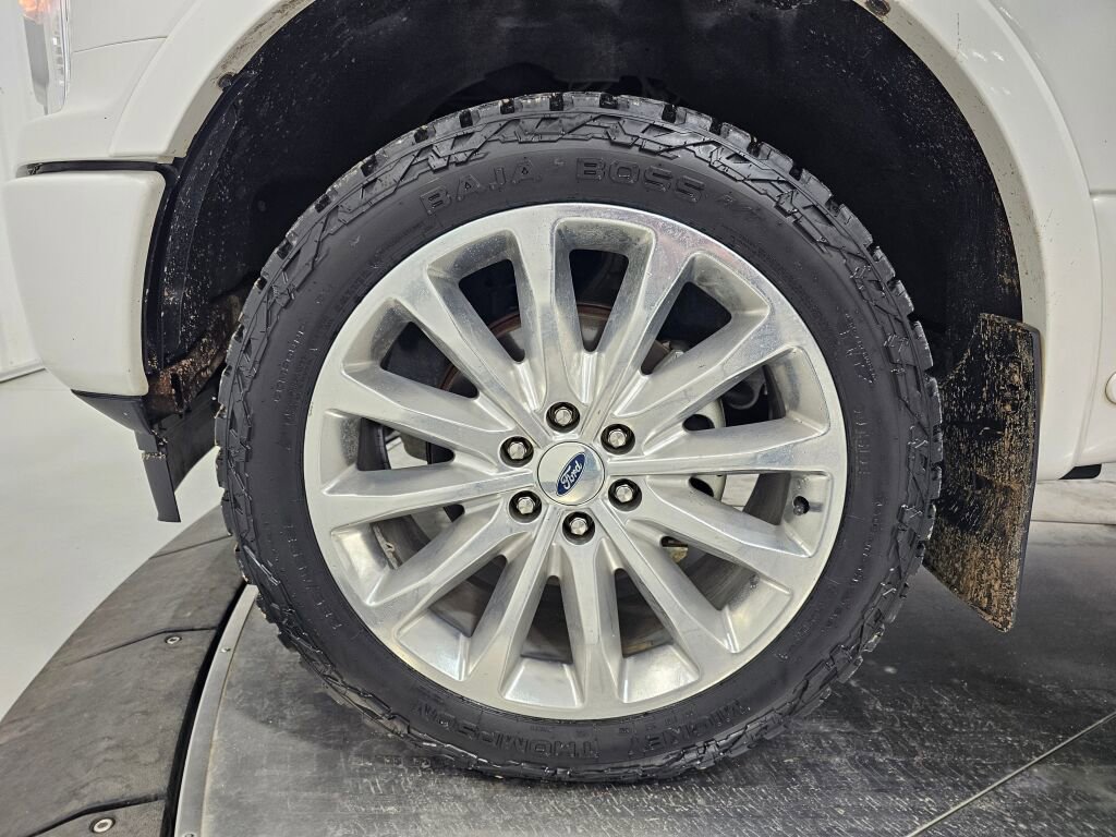 Used 2019 Ford F150 Limited w/ Trailer Tow Package image 11