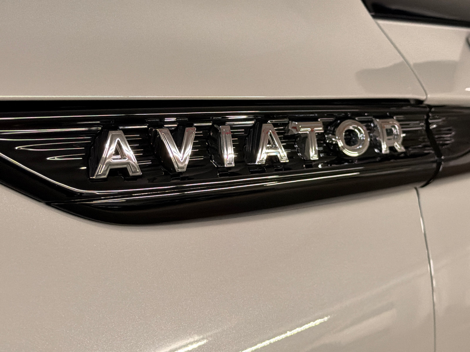 New 2026 Lincoln Aviator Reserve w/ Luxury Package AWD/4WD image 15
