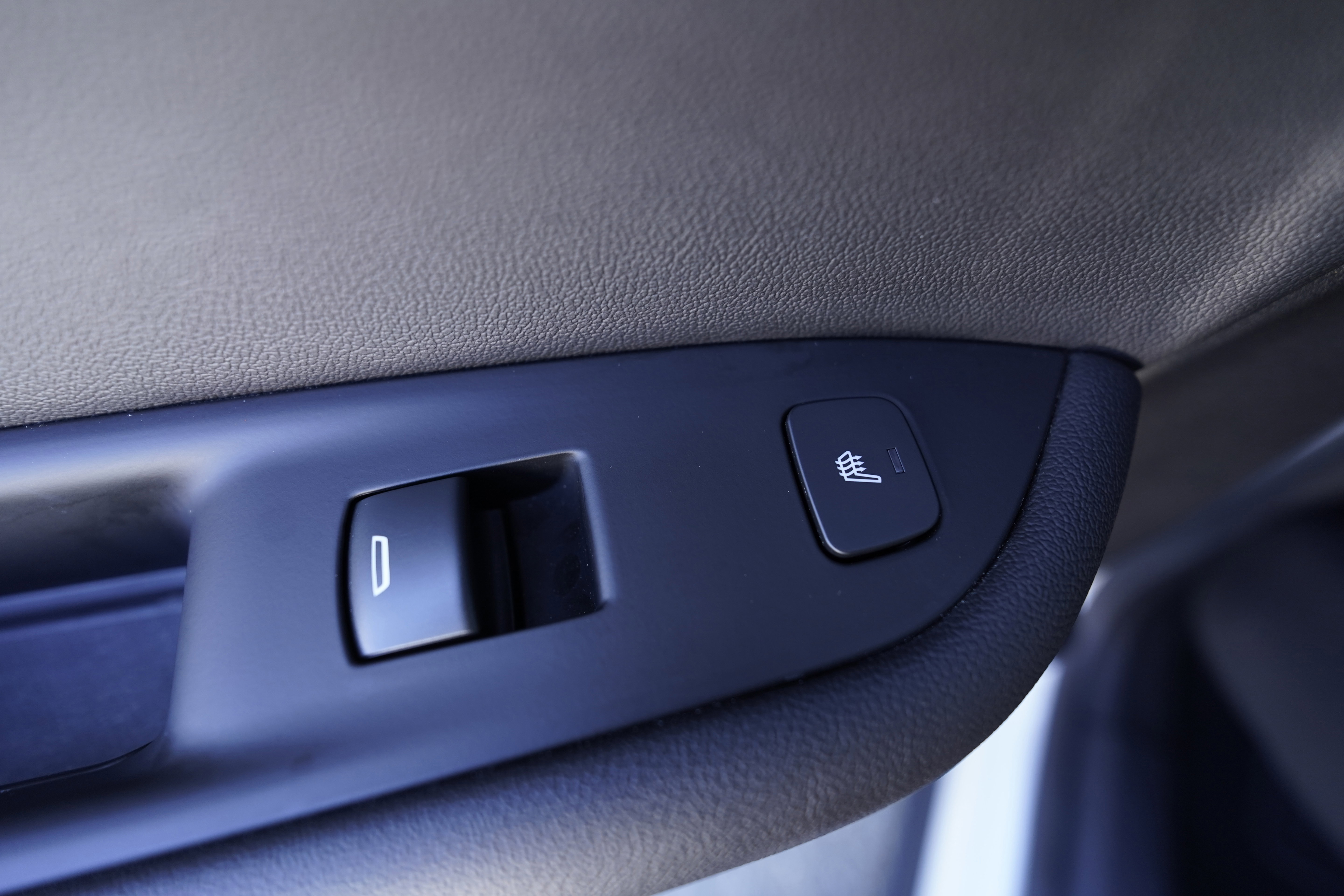 Used 2024 Chevrolet Blazer RS w/ Driver Confidence II Package image 13