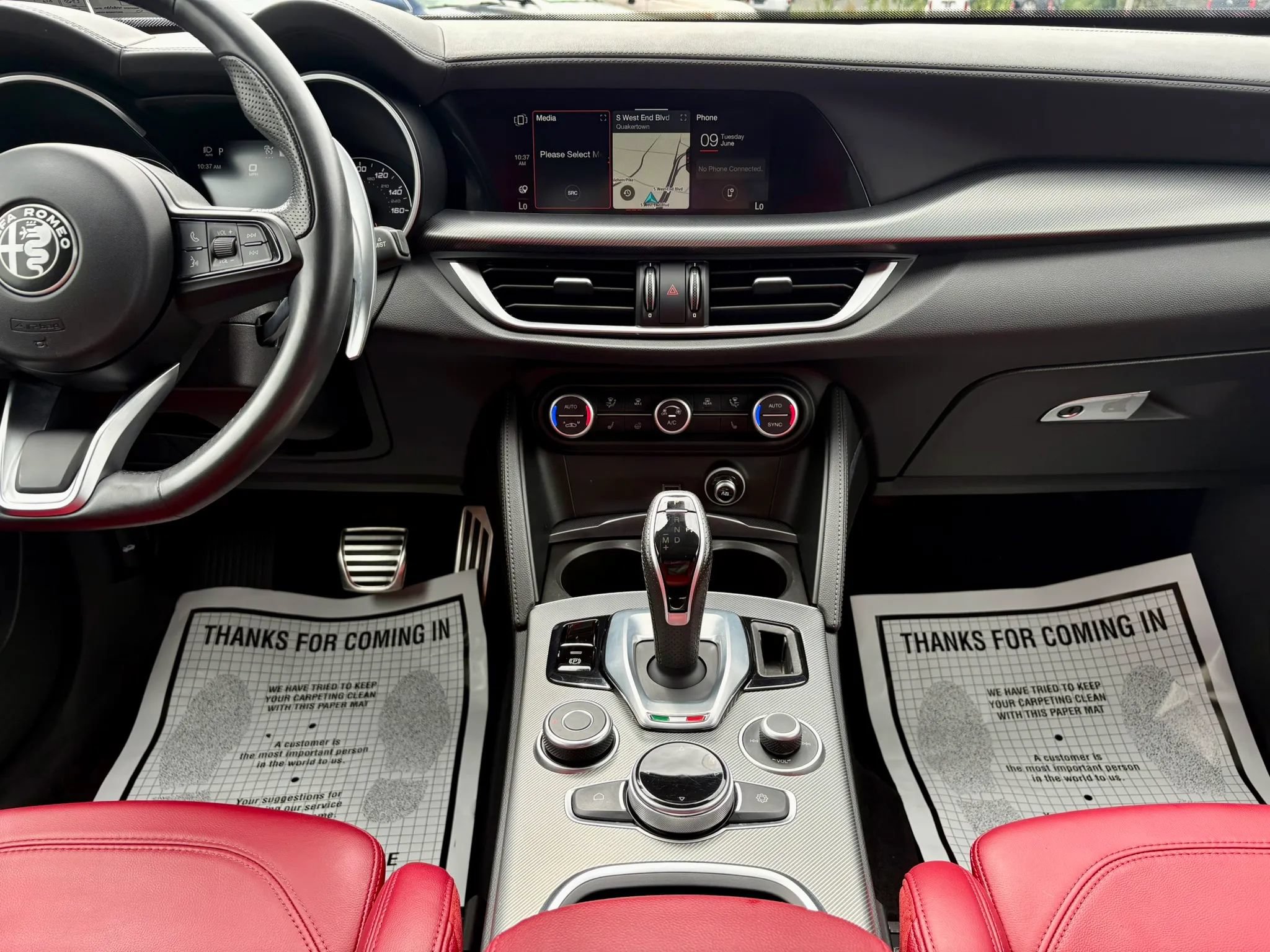 Used 2022 Alfa Romeo Stelvio Veloce AWD/4WD image 31