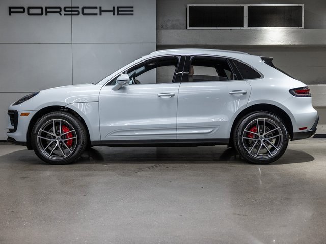 New 2026 Porsche Macan S image 2