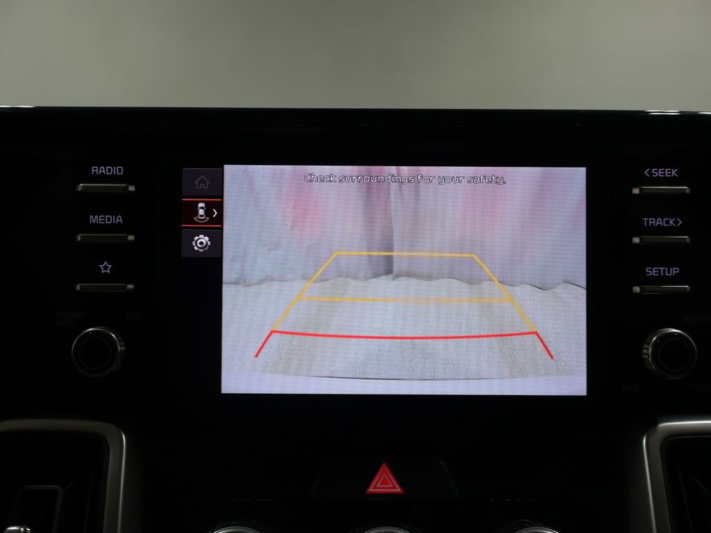 Used 2022 Kia Sorento LX image 26