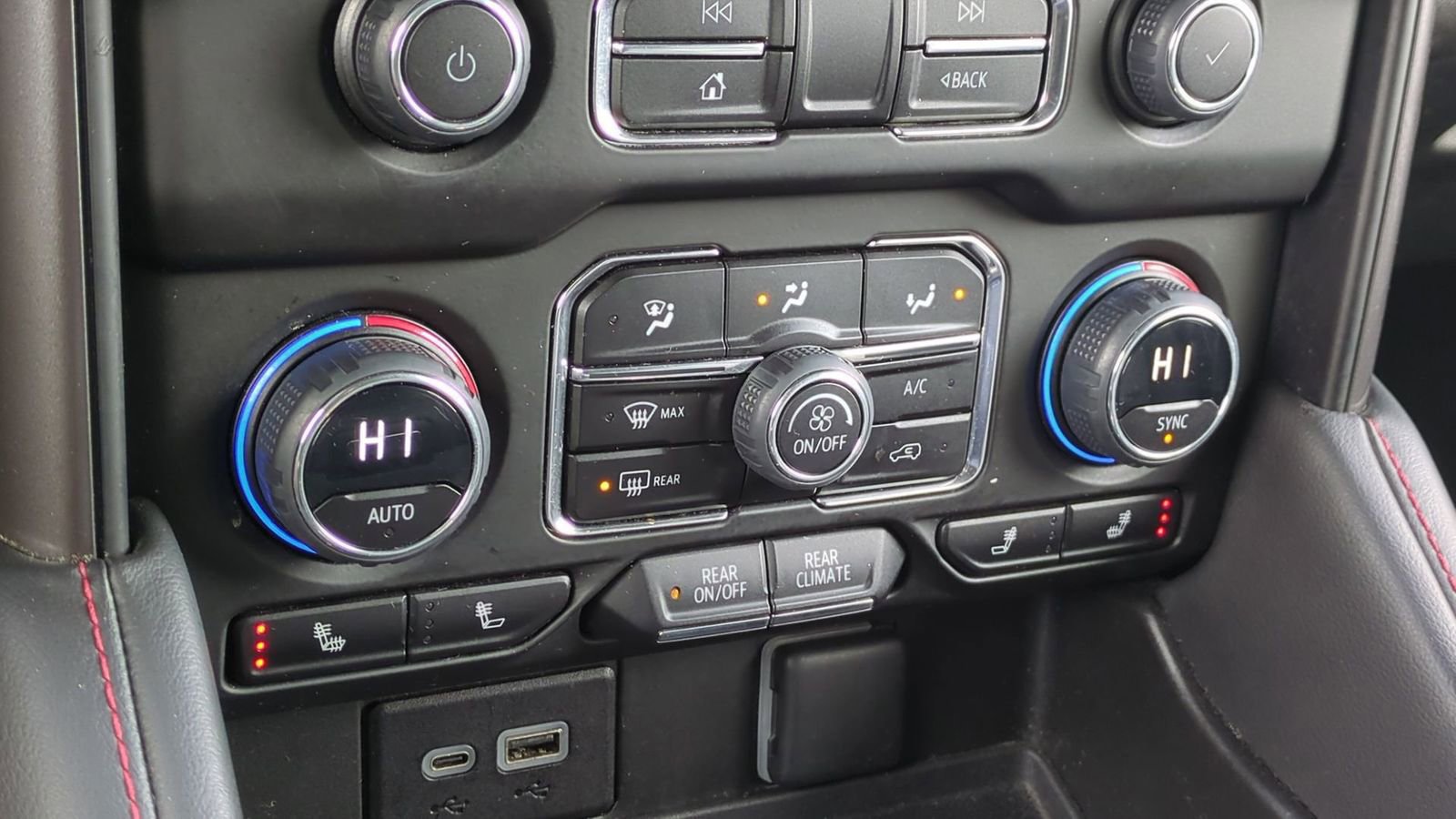 Used 2023 Chevrolet Tahoe RST image 33