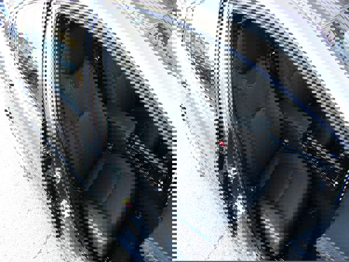 Used 2022 Toyota Prius LE image 33