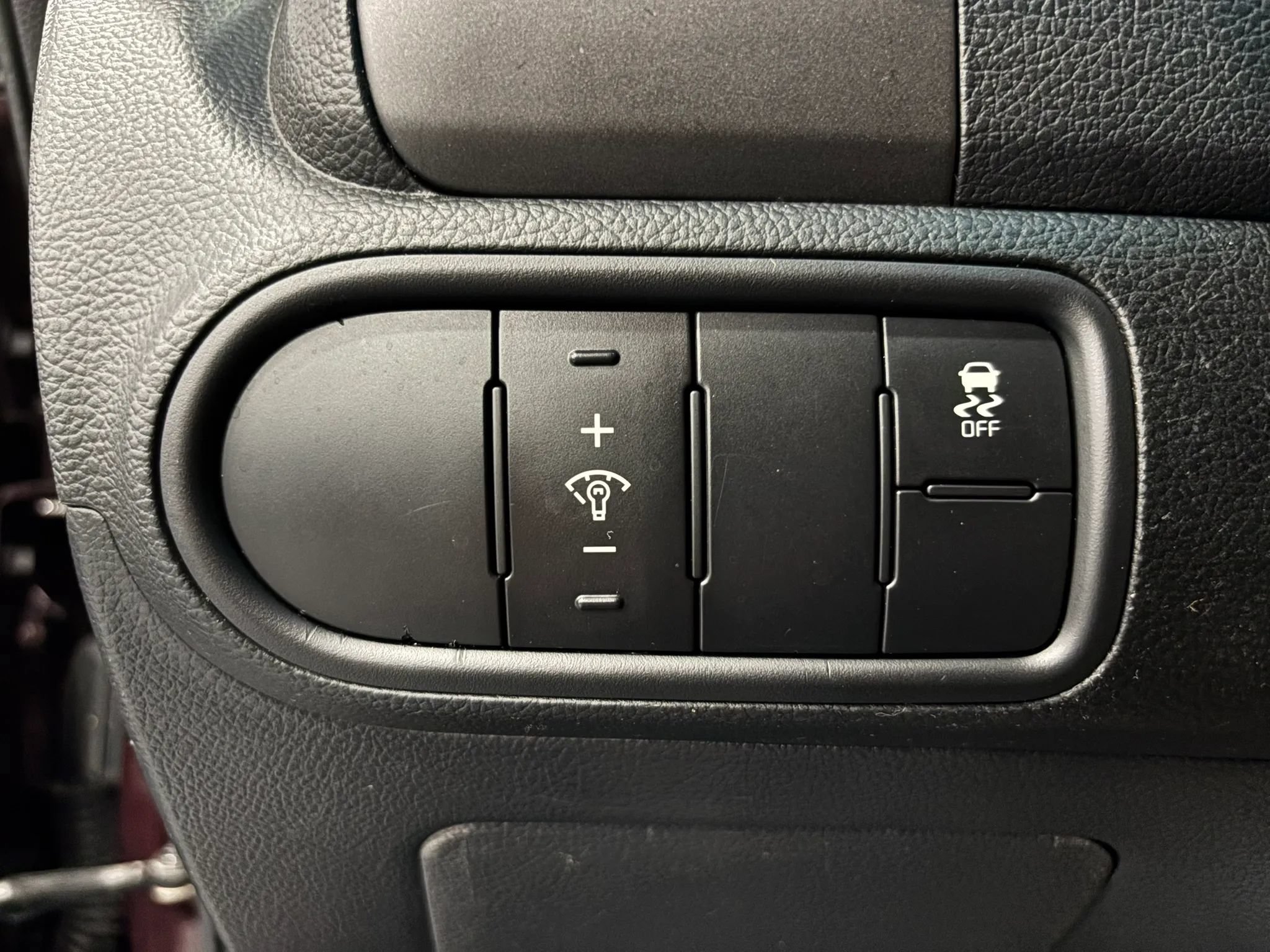 Used 2017 Kia Forte LX FWD image 22