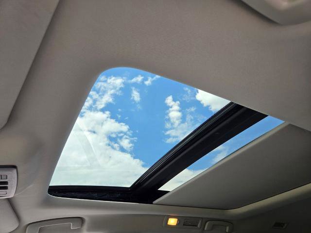 Certified 2025 Nissan Pathfinder Platinum w/ Cargo Package AWD/4WD image 8