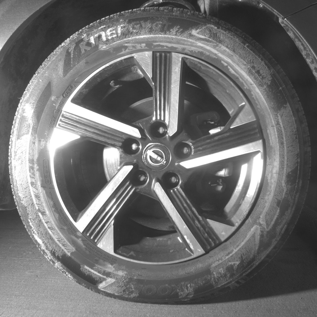 Used 2025 Nissan Sentra SV FWD image 13