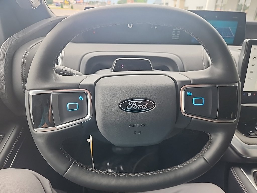New 2026 Ford Expedition Max Platinum w/ Stealth Appearance Package AWD/4WD image 19