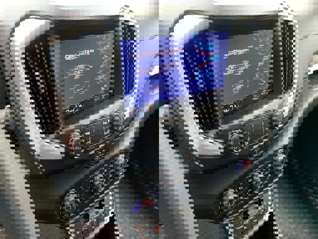 Certified 2022 GMC Terrain SLE w/ Driver Convenience Package AWD/4WD image 12