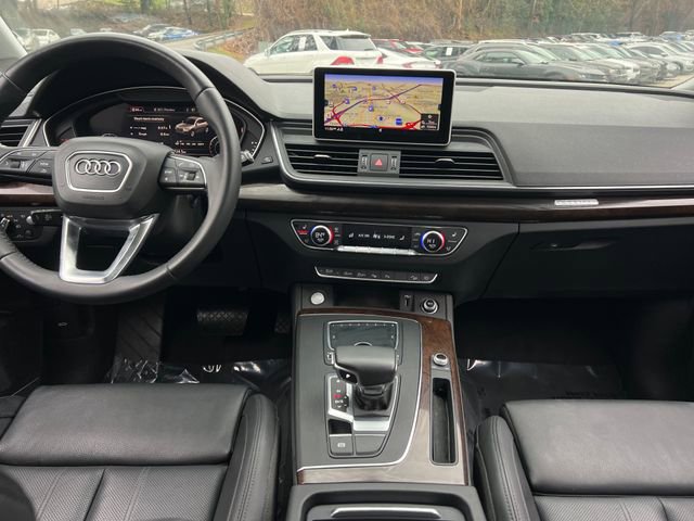 Used 2019 Audi Q5 Prestige w/ Prestige Package image 17