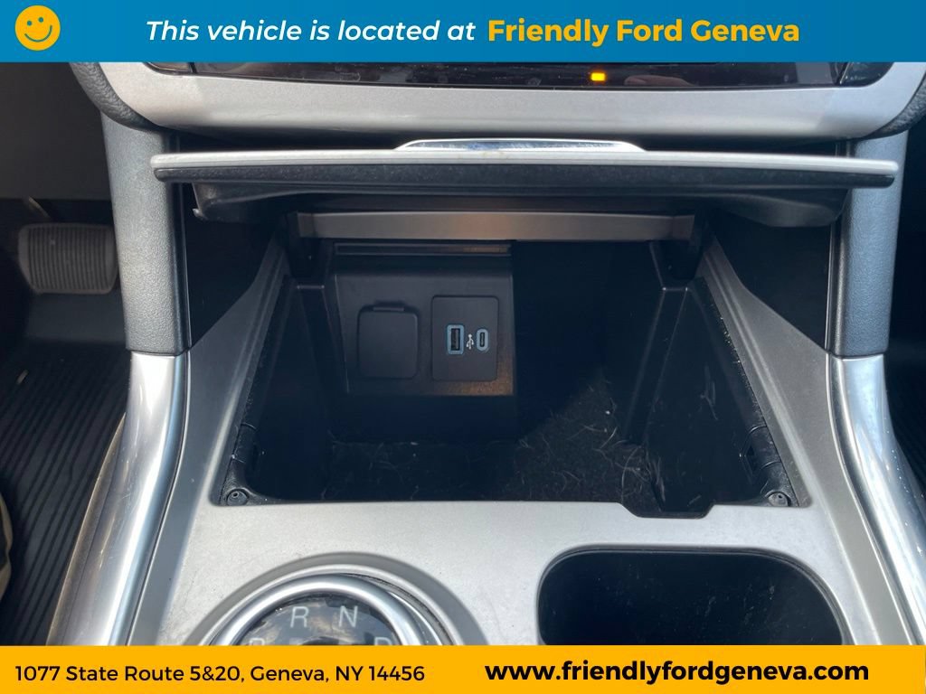 Used 2023 Ford Explorer XLT w/ Equipment Group 202A AWD/4WD image 25