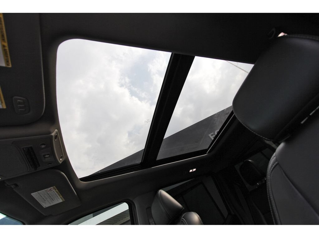 Used 2021 Ford F250 Lariat AWD/4WD image 33