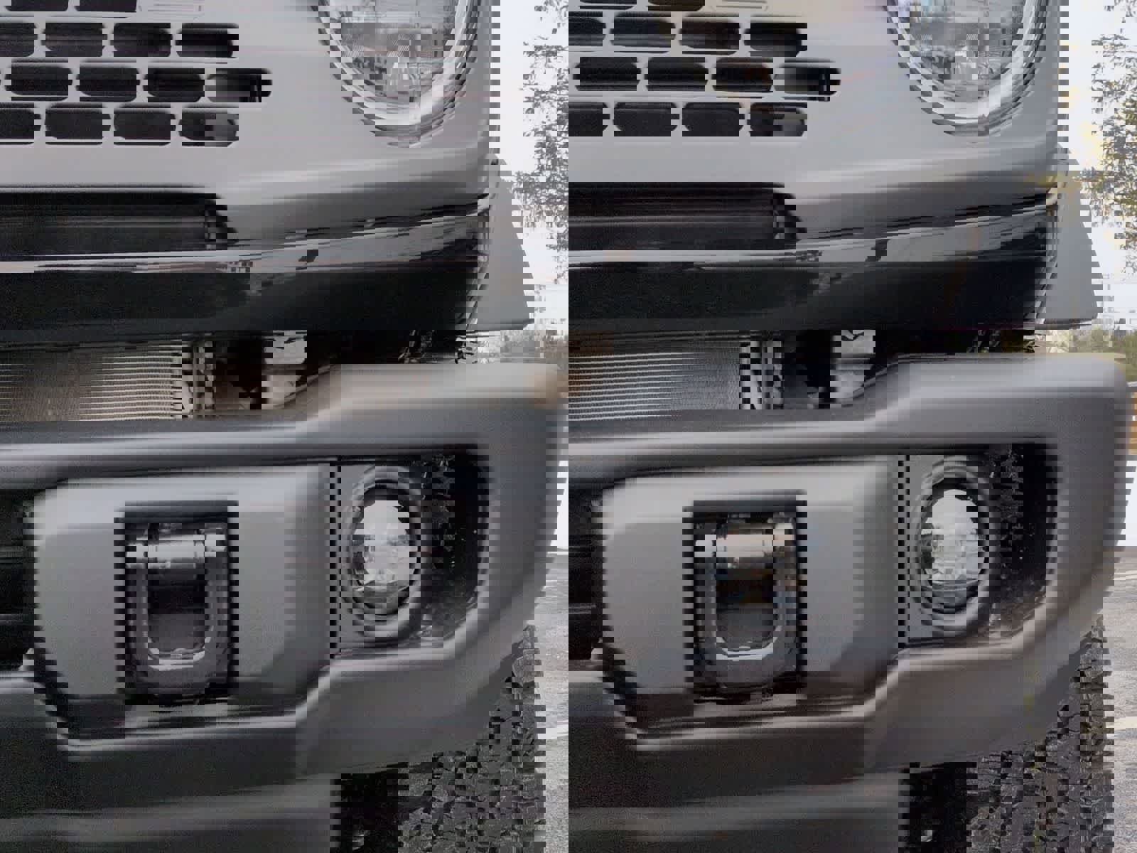 New 2025 Ford Bronco Badlands image 11