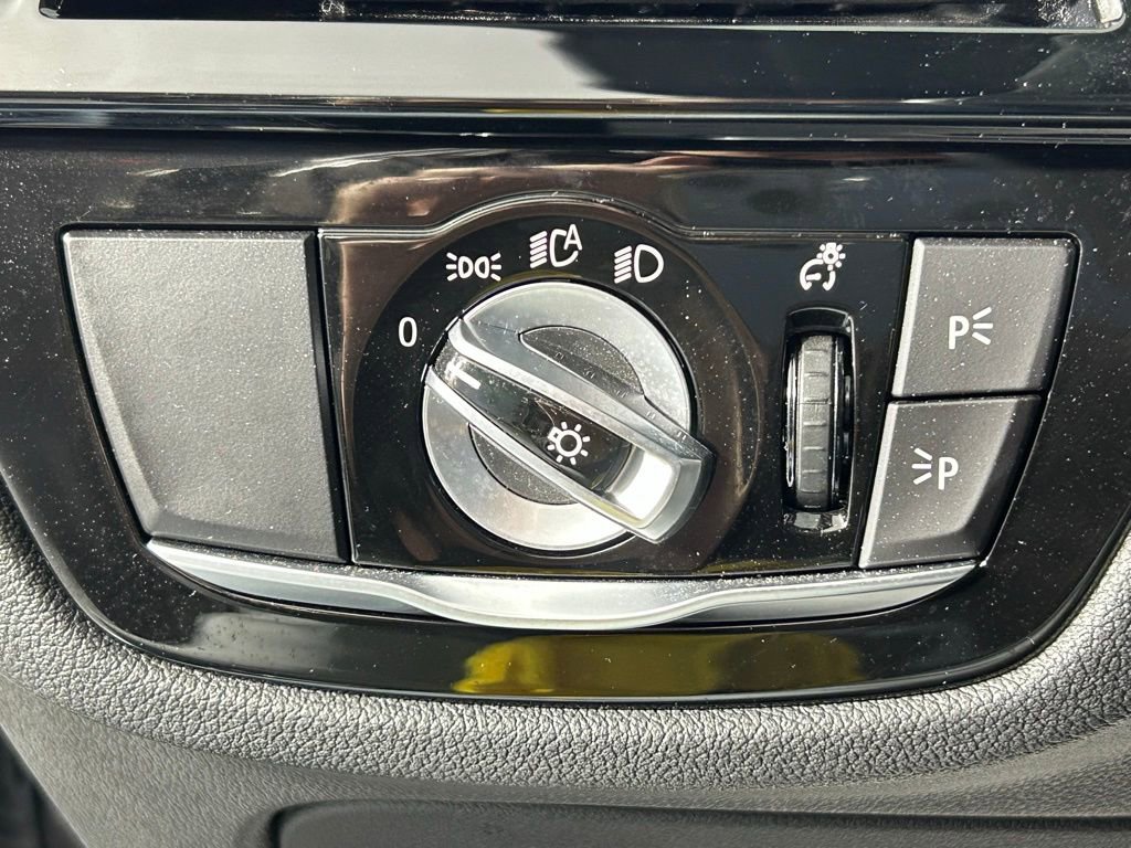 Used 2023 BMW 530i xDrive w/ M Sport Package image 31