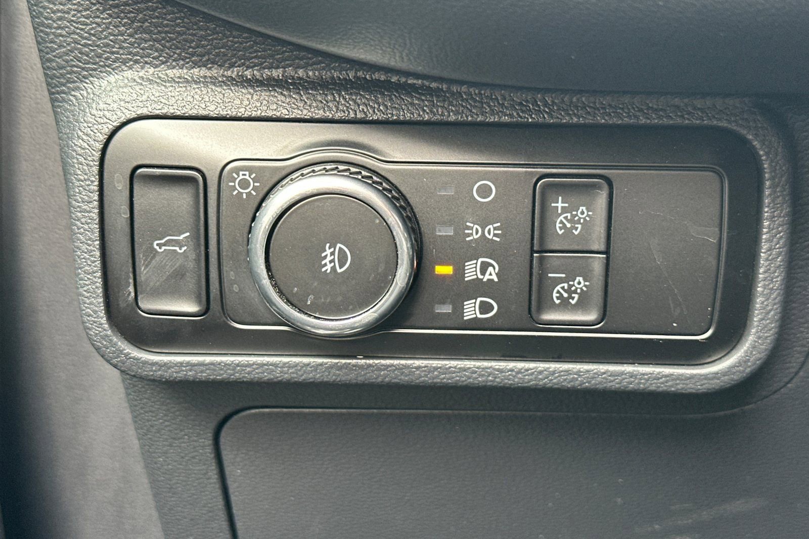 Used 2025 Ford Explorer ST-Line w/ ST-Line Street Pack image 44