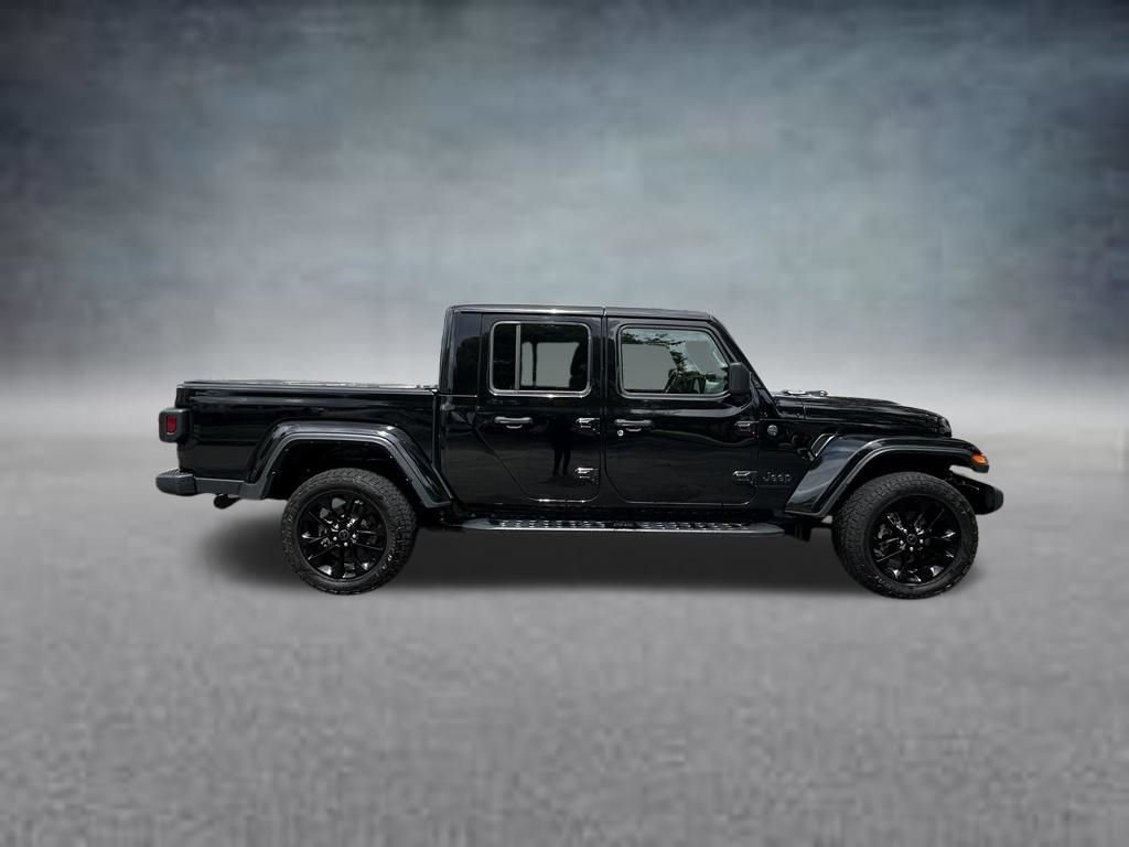 Certified 2024 Jeep Gladiator Sport AWD/4WD image 8