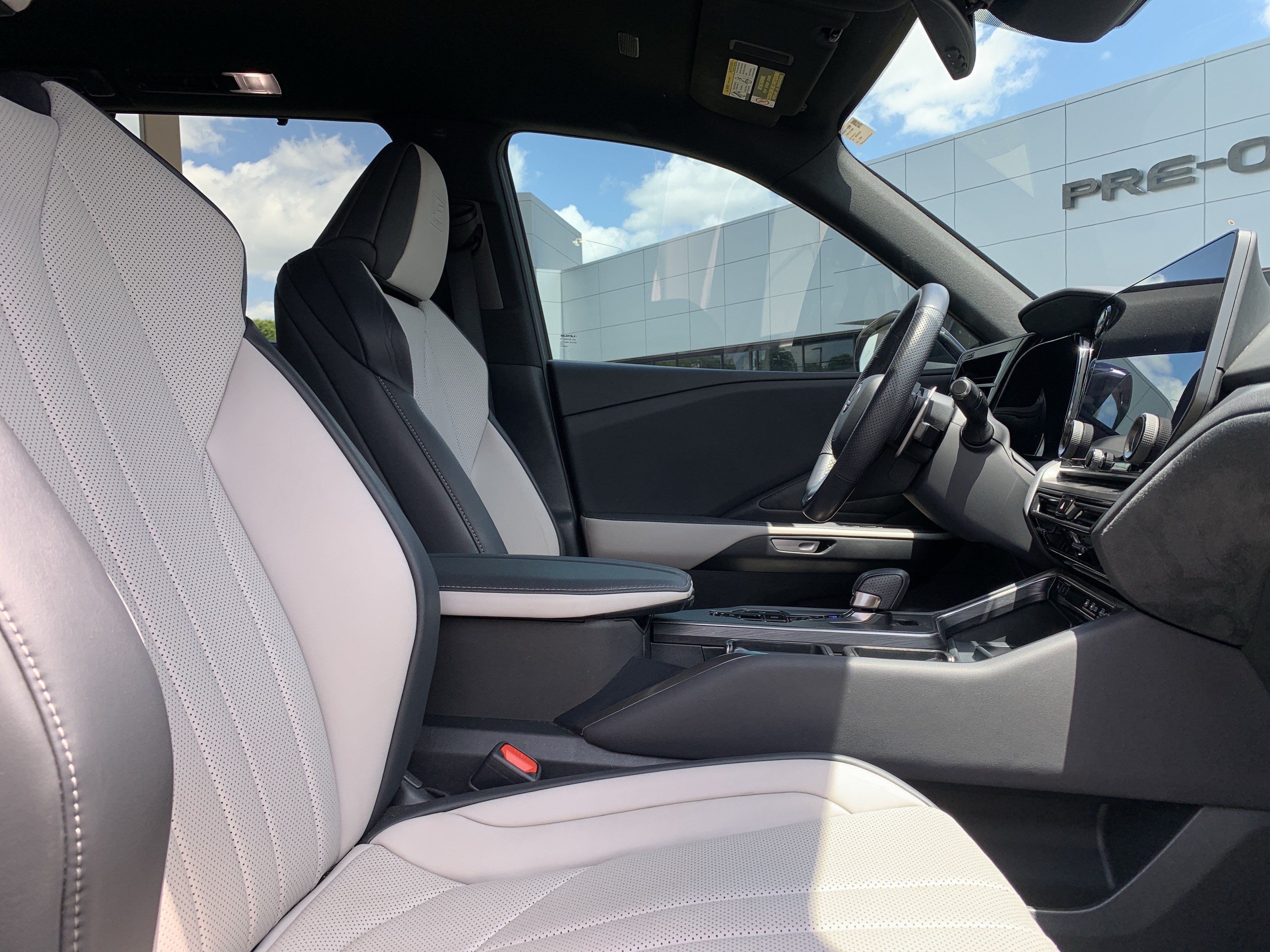 Certified 2024 Lexus TX 500h AWD w/ Technology Package image 35