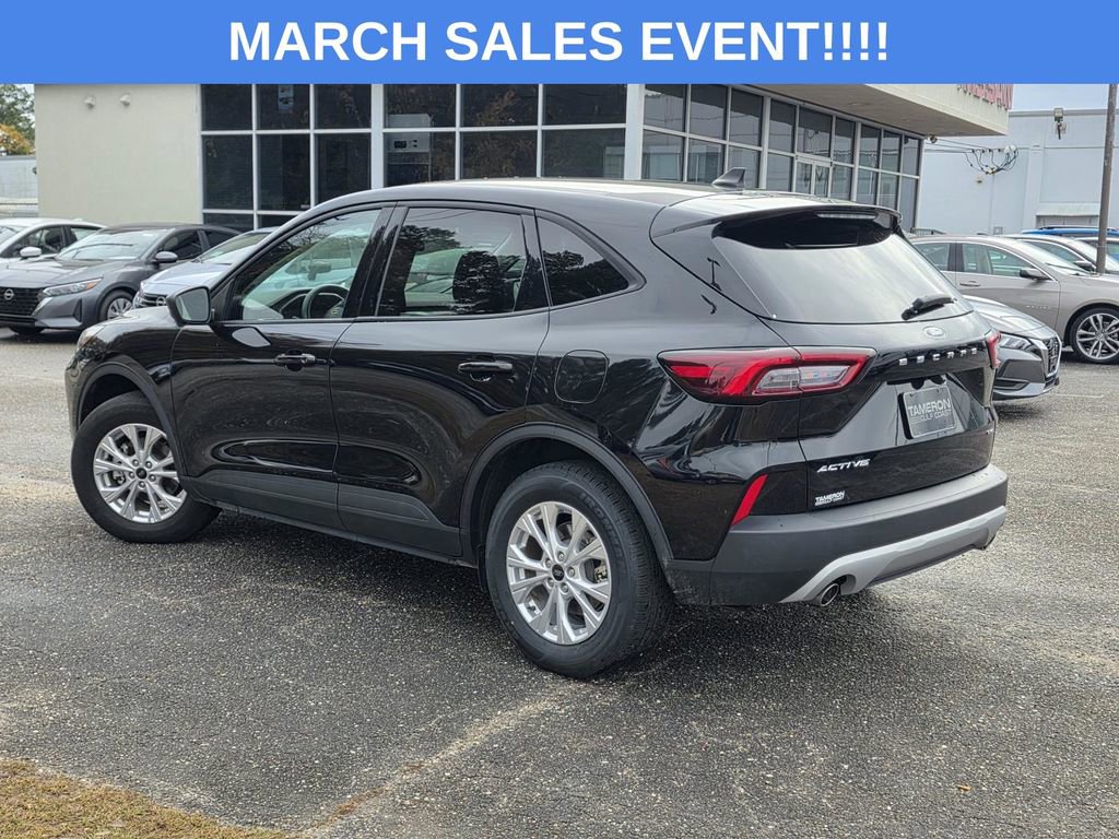 Used 2025 Ford Escape Active image 4