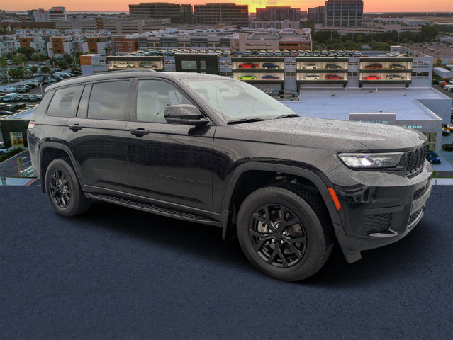 Certified 2024 Jeep Grand Cherokee L Altitude AWD/4WD image 1