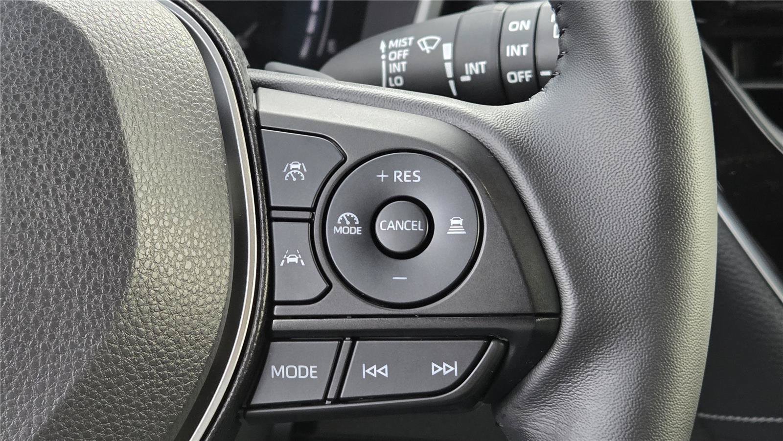 Used 2026 Toyota Corolla XSE FWD image 20