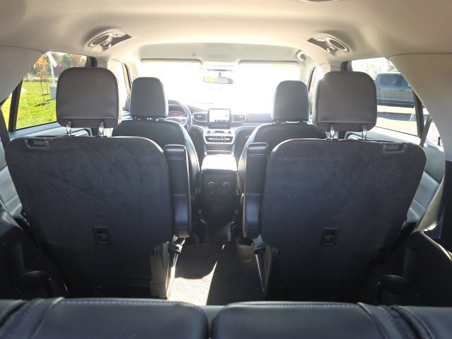 Used 2023 Ford Explorer XLT w/ Equipment Group 202A AWD/4WD image 12