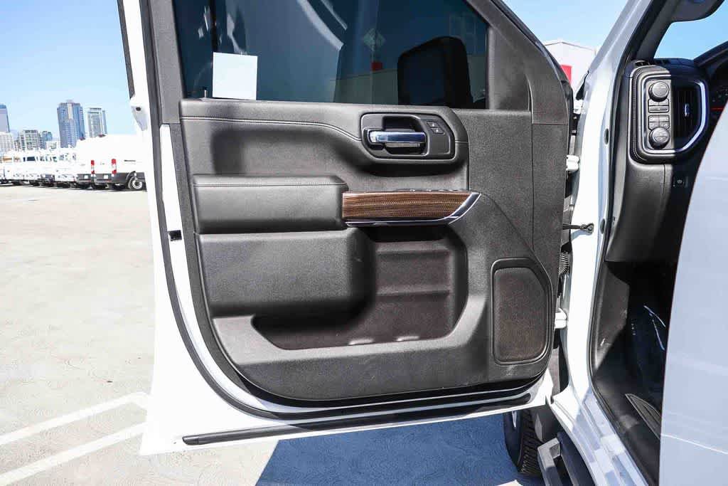 Used 2020 Chevrolet Silverado 2500 LT w/ Convenience Package AWD/4WD image 23