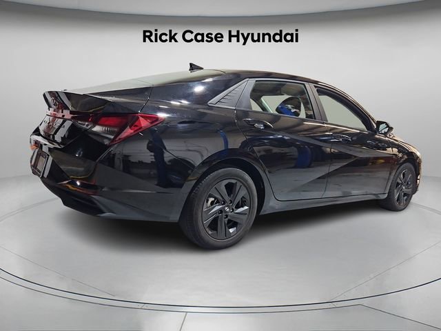 Used 2023 Hyundai Elantra SEL image 8