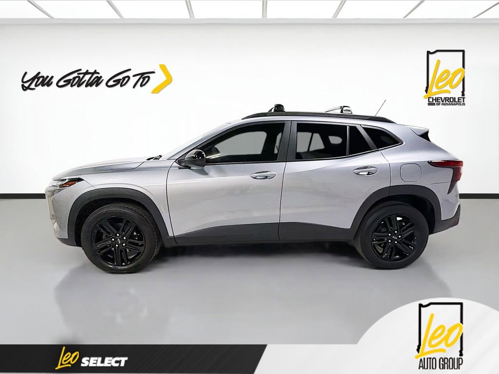 Used 2025 Chevrolet Trax ACTIV w/ Driver Confidence Package image 8