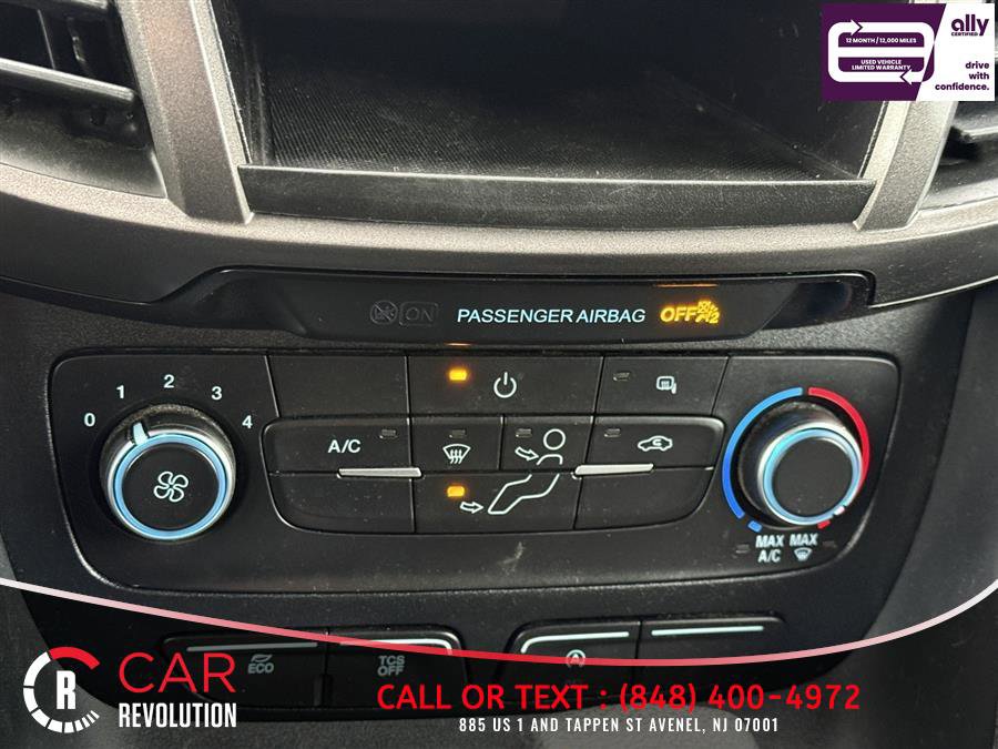 Used 2022 Ford Transit Connect XL image 24