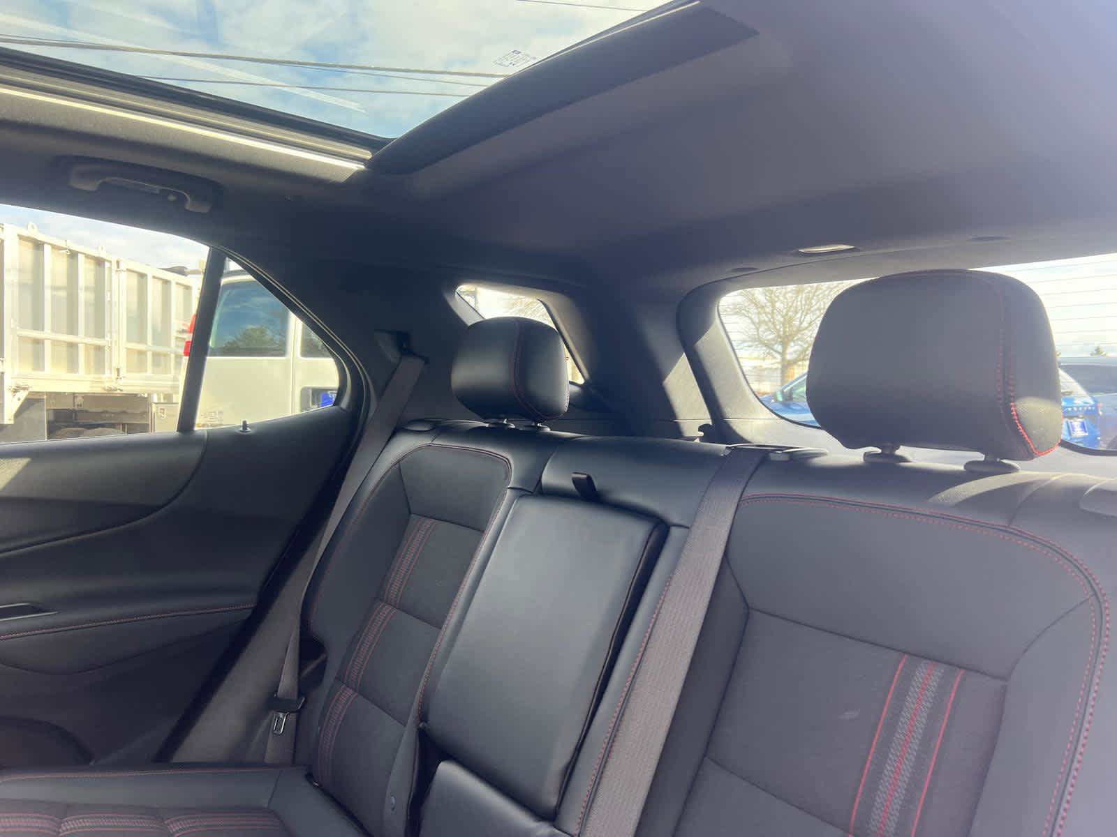 Certified 2024 Chevrolet Equinox RS image 31