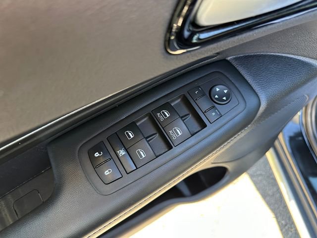 Used 2023 Dodge Durango SXT RWD image 21