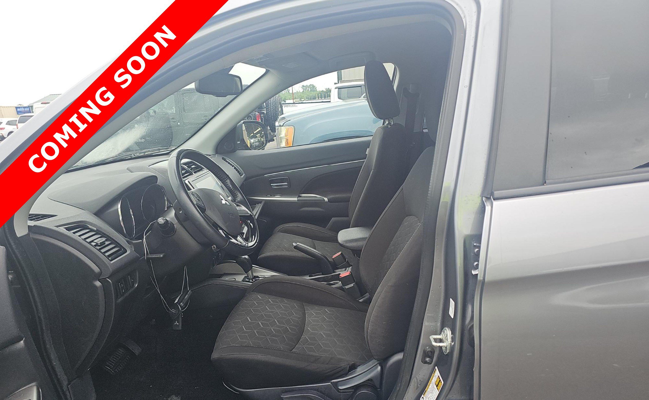 Used 2021 Mitsubishi Outlander Sport SE FWD image 6