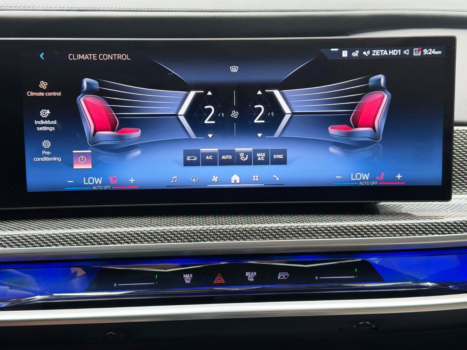 Used 2023 BMW i7 xDrive60 w/ Executive Package 2 AWD/4WD image 24