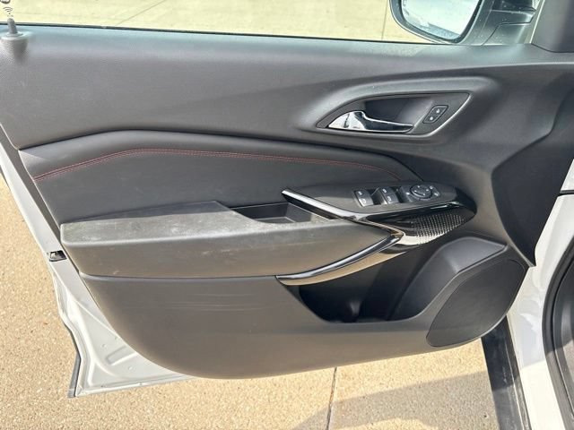 Used 2024 Chevrolet Trax RS w/ Driver Confidence Package FWD image 13