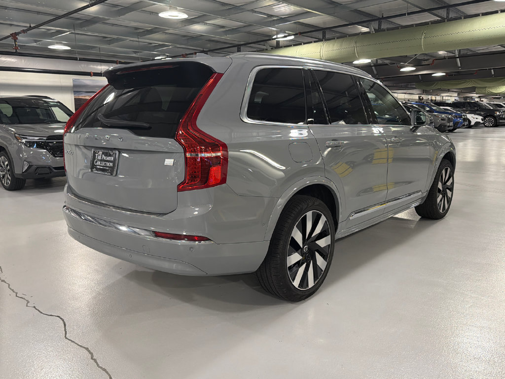 Certified 2024 Volvo XC90 T8 Plus w/ Protection Package Premier AWD/4WD image 4