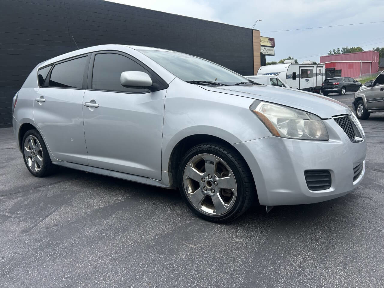 Used 2009 Pontiac Vibe w/ Preferred Package