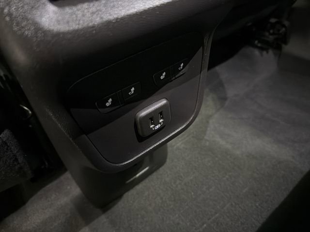 Certified 2024 GMC Terrain Denali w/ Denali Premium Package image 18