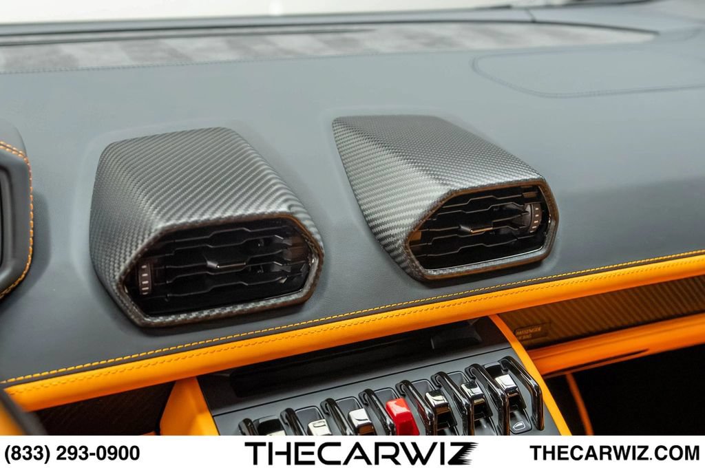 Used 2024 Lamborghini Huracan Tecnica RWD image 78