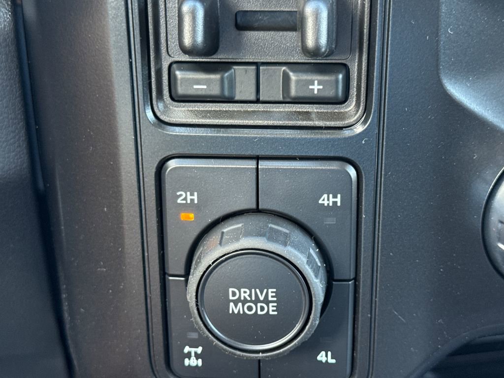 New 2026 Ford F250 Lariat image 36