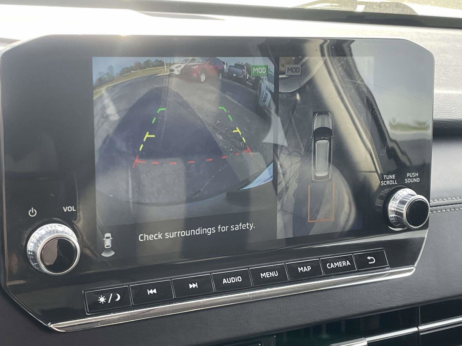 Used 2024 Mitsubishi Outlander SE image 9